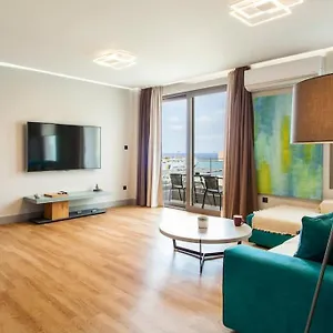 Appartamento Minimal Loft Art With Sea View Over Harbour, Candia